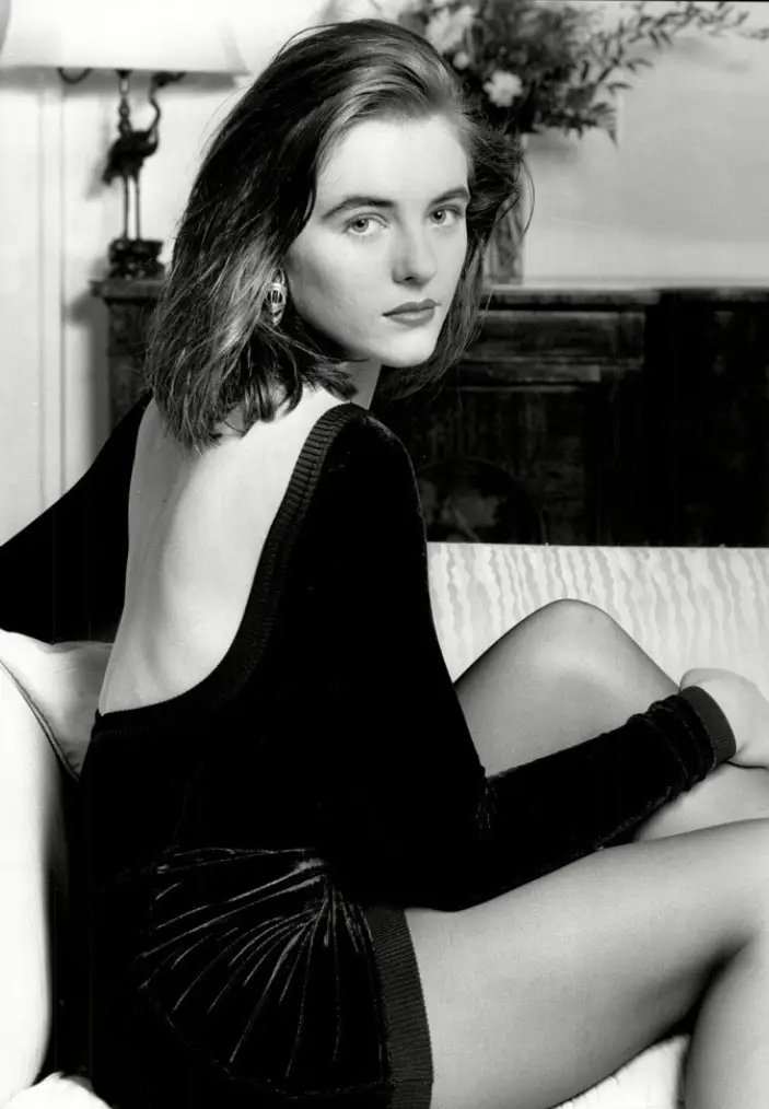 伊丽莎白·赫利 美貌身材 时尚偶像_惠丽女明星