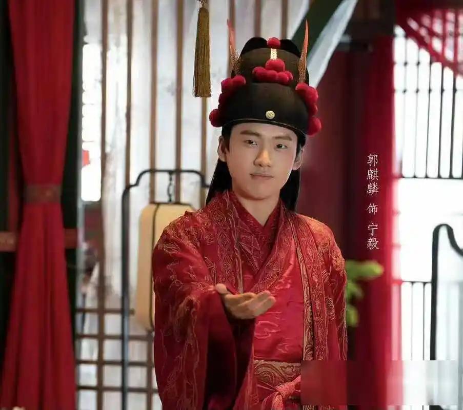 星二代演技差 资源咖 表现不行_没有名气的女明星