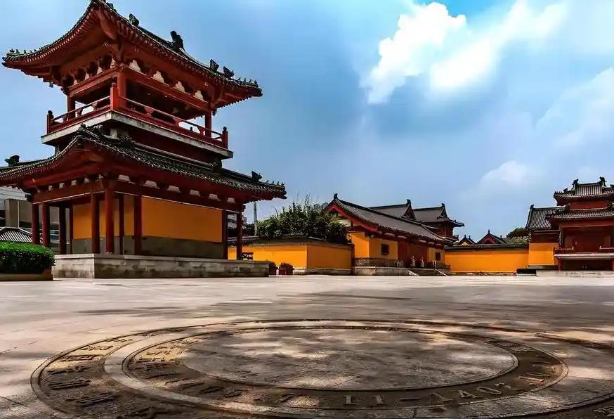 网红的黑料网站有哪些,_寺庙方丈安全提醒_寺庙女网红经历