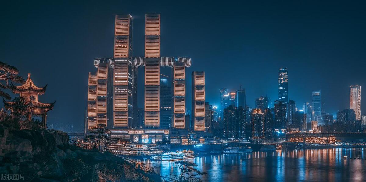 重庆鬼饮食夜市_重庆特色夜市摊位推荐_重庆黑暗料理网红餐厅叫什么啊,