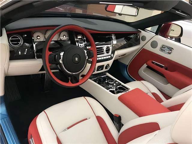 劳斯莱斯品牌历史与定位_劳斯莱斯网红推广事件_劳斯莱斯网红夫妻黑料,